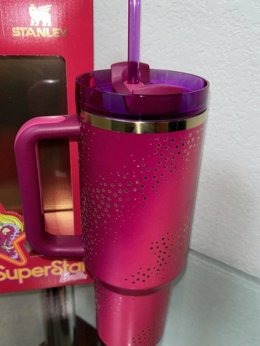 Stanley X Berbie 70s superstar Quencher 40 oz - Picture 2 of 5